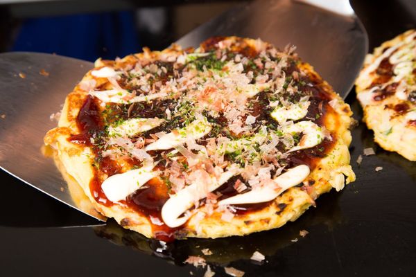 生焼けのお好み焼きで腹痛になる理由とは？見分け方・対処法を紹介のイメージ