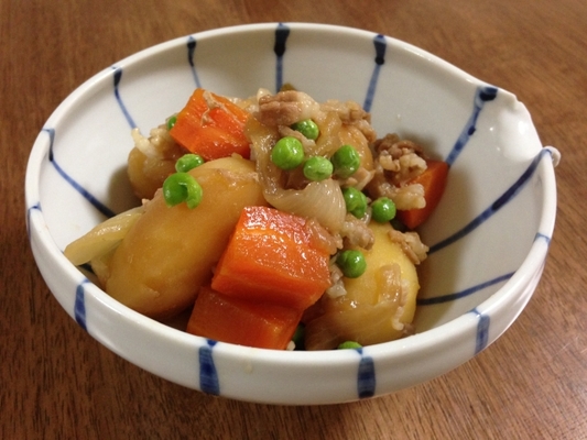 肉じゃがの味付けは簡単！調味料の黄金比と入れるタイミングは？のイメージ