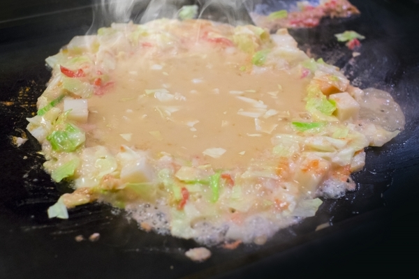 もんじゃ焼きのカロリー/糖質は高い？ダイエット中の太らない食べ方3選！のイメージ