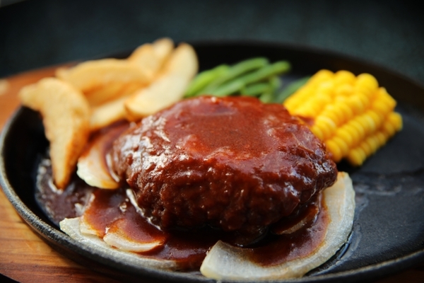 【豆腐ハンバーグのカロリー】豆腐で作る低カロリーハンバーグのレシピを紹介のイメージ